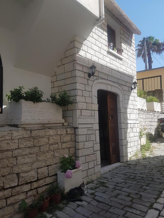 White Villa Berat Kültér fotó