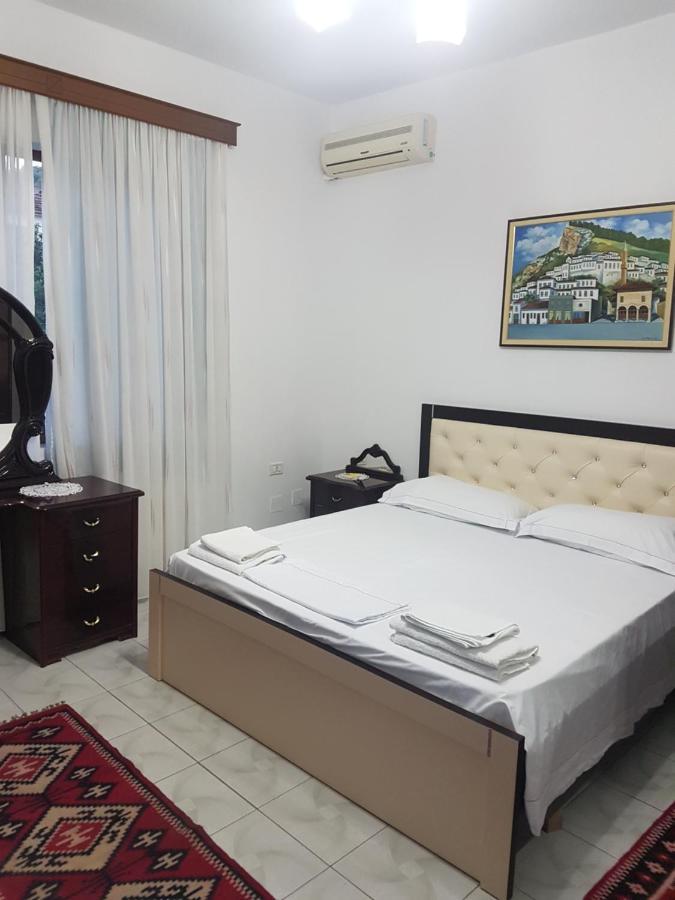 White Villa Berat Kültér fotó